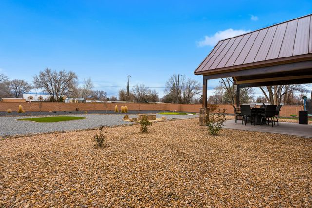 1 Crew Lane, Corrales, NM 87048