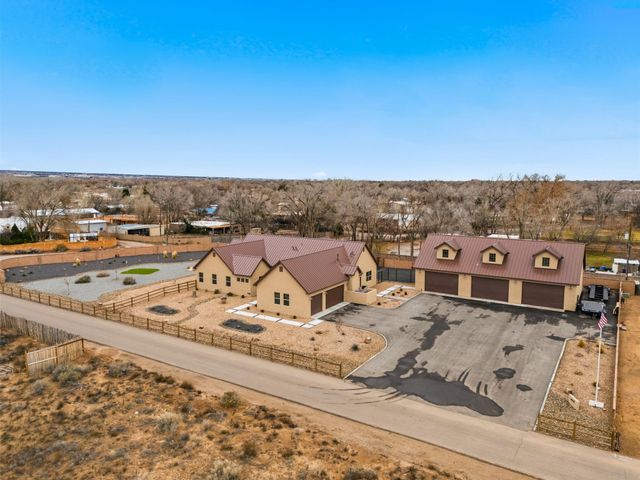 1 Crew Lane, Corrales, NM 87048