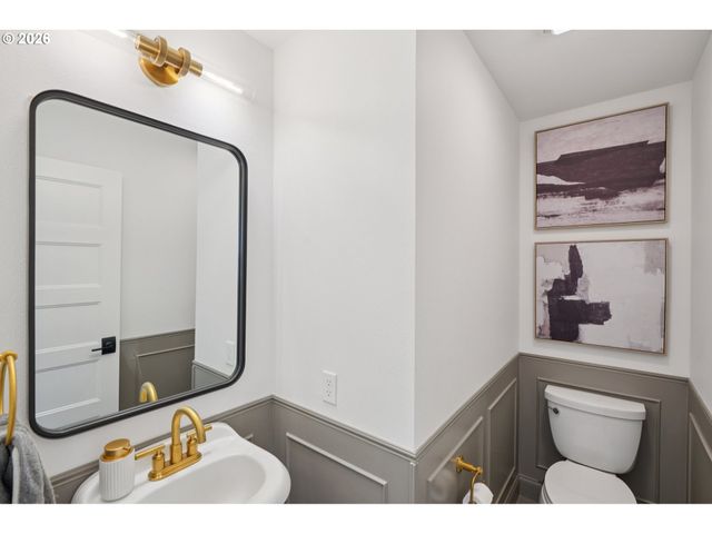 5202 NELCO Cir, West Linn, OR 97068