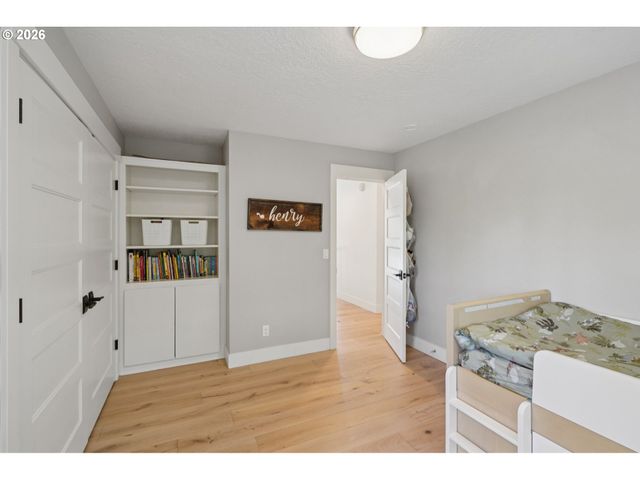 5202 NELCO Cir, West Linn, OR 97068