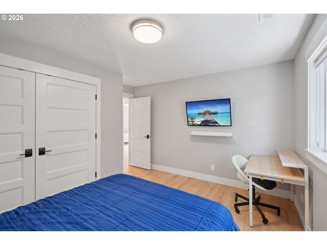 5202 NELCO Cir, West Linn, OR 97068