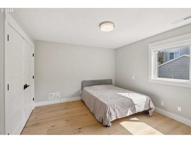 5202 NELCO Cir, West Linn, OR 97068