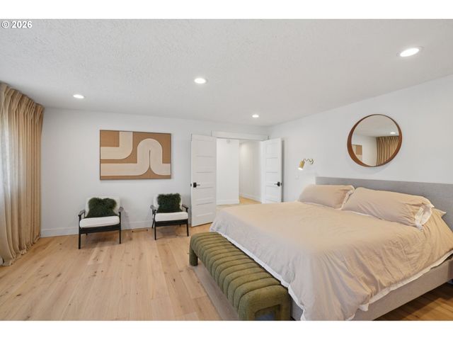 5202 NELCO Cir, West Linn, OR 97068