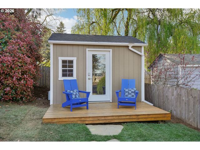 5202 NELCO Cir, West Linn, OR 97068