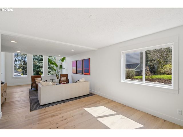 5202 NELCO Cir, West Linn, OR 97068