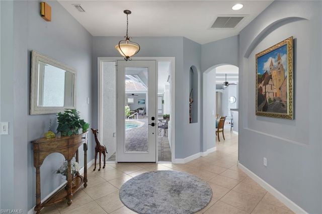 3232 Sundance CIR, Naples, FL 34109