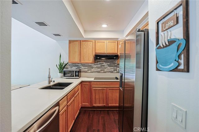 356 S Prospectors 83, Diamond Bar, CA 91765