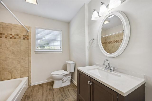 5942 Portal Drive, Houston, TX 77096