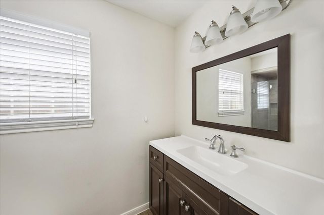 5942 Portal Drive, Houston, TX 77096