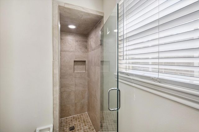 5942 Portal Drive, Houston, TX 77096