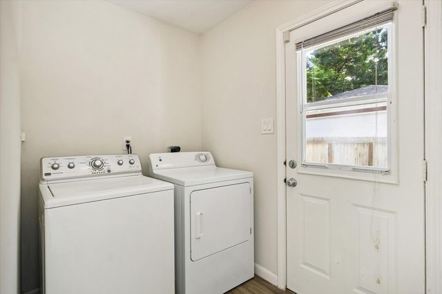 5942 Portal Drive, Houston, TX 77096