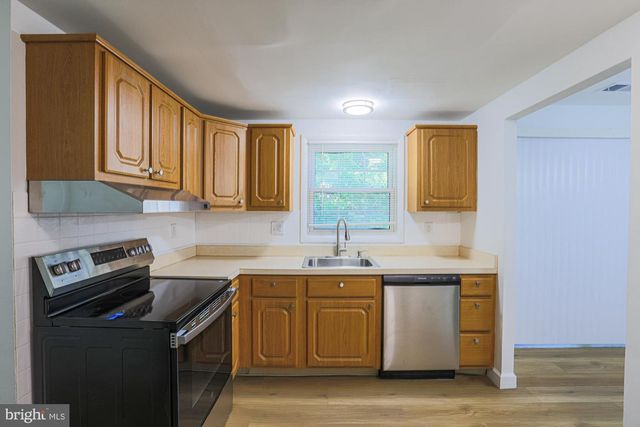 1327 FARRARA DR, Odenton, MD 21113