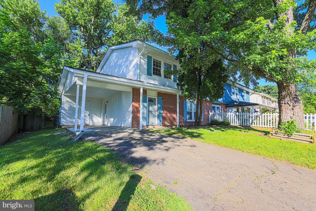 1327 FARRARA DR, Odenton, MD 21113