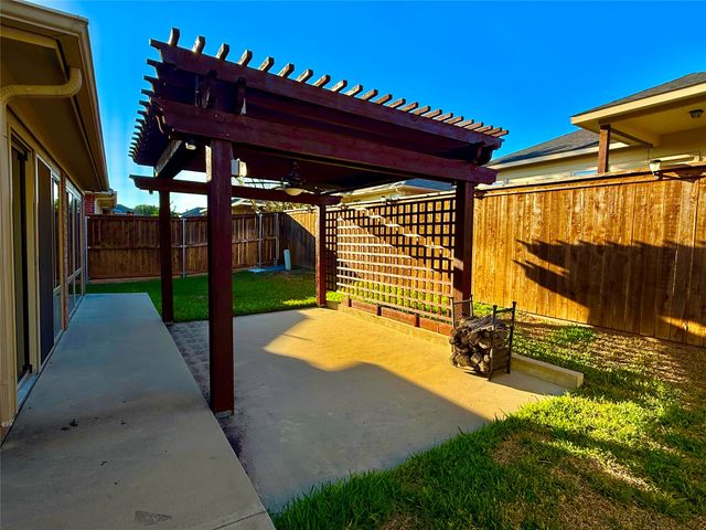 6500 Sierra Madre Drive, Fort Worth, TX 76179
