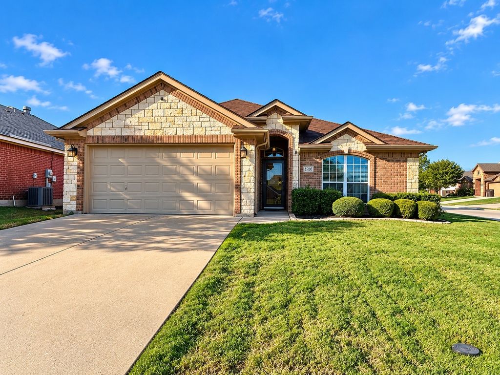 6500 Sierra Madre Drive, Fort Worth, TX 76179