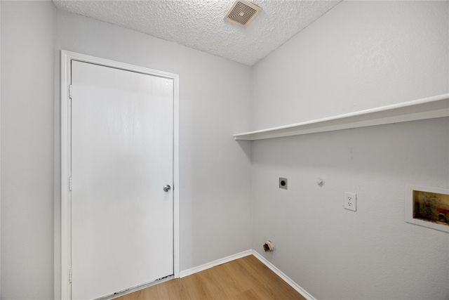 1133 Seneca Drive, Arlington, TX 76017