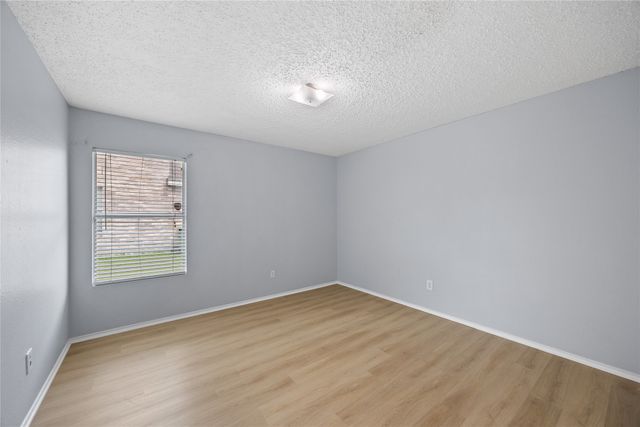 1133 Seneca Drive, Arlington, TX 76017