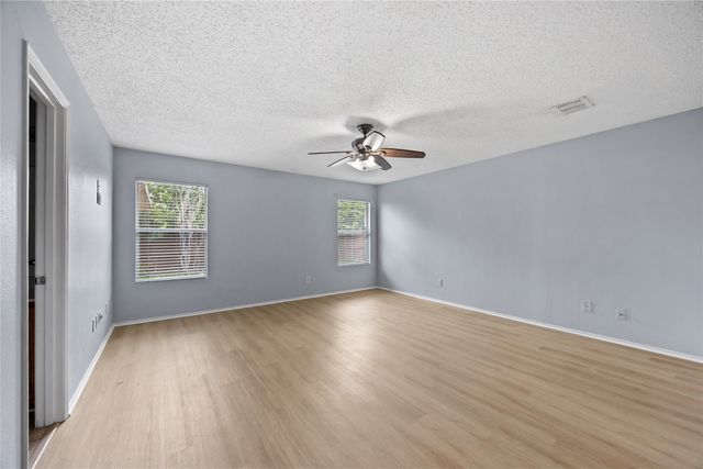 1133 Seneca Drive, Arlington, TX 76017