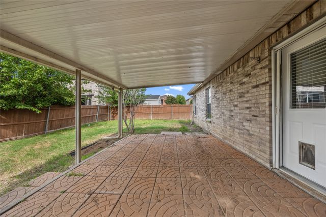 1133 Seneca Drive, Arlington, TX 76017