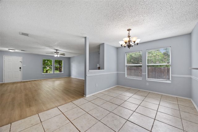 1133 Seneca Drive, Arlington, TX 76017