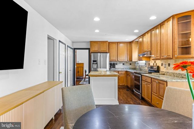 132 RED FOX CIR, Glen Burnie, MD 21061