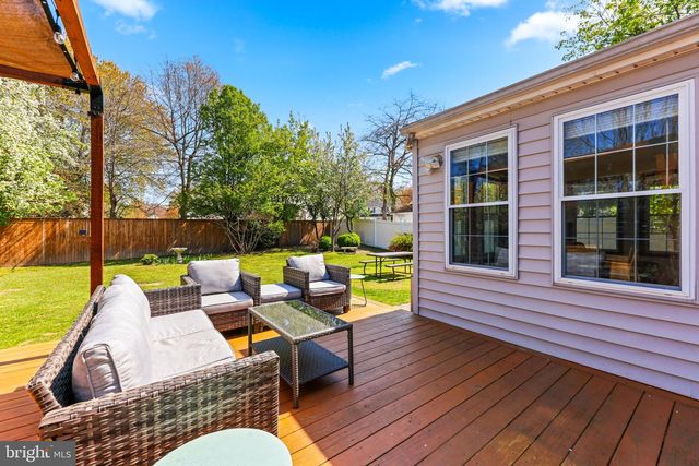 132 RED FOX CIR, Glen Burnie, MD 21061