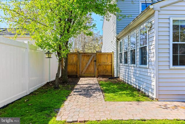 132 RED FOX CIR, Glen Burnie, MD 21061