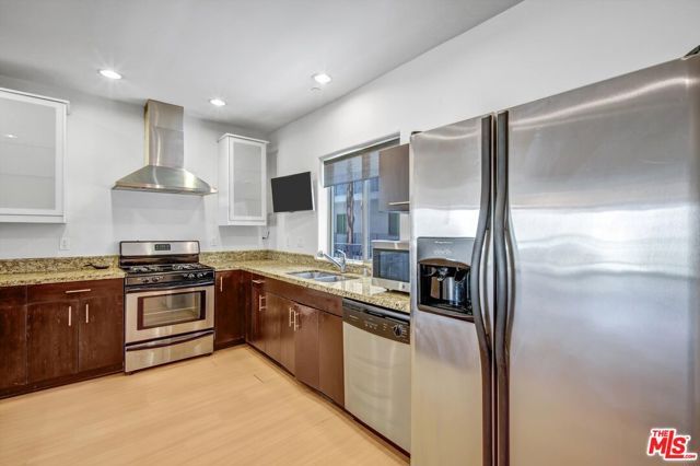 5232 Satsuma Avenue 202, North Hollywood (los Angeles), CA 91601