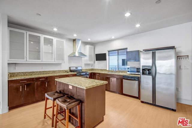 5232 Satsuma Avenue 202, North Hollywood (los Angeles), CA 91601