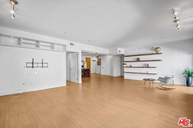 5232 Satsuma Avenue 202, North Hollywood (los Angeles), CA 91601