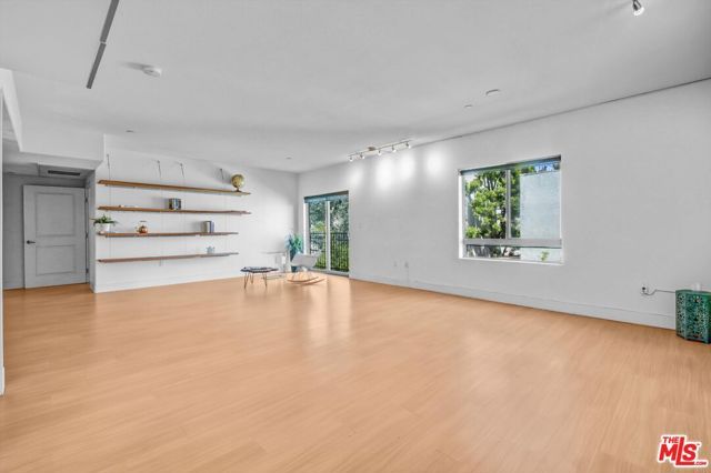 5232 Satsuma Avenue 202, North Hollywood (los Angeles), CA 91601
