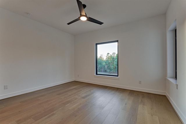 18 Squire Creek Way, Spring, TX 77389