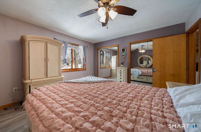 219 Twin Lakes Road APT A, North Branford, CT 06471