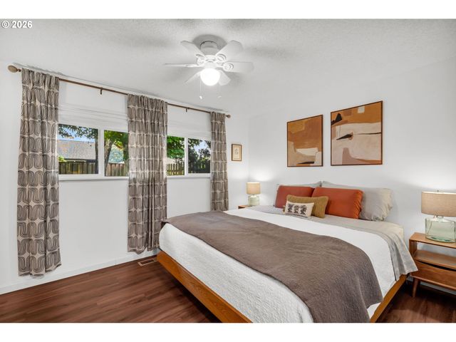 17130 Nw VALSETZ Ct, Beaverton, OR 97006