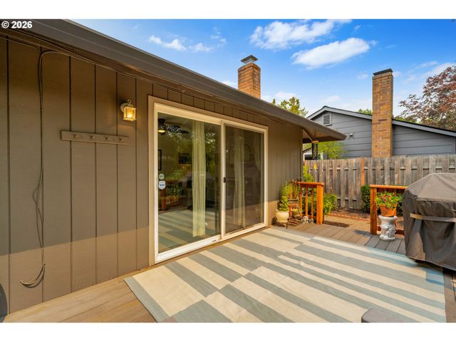 17130 Nw VALSETZ Ct, Beaverton, OR 97006