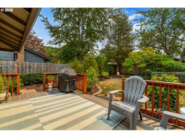 17130 Nw VALSETZ Ct, Beaverton, OR 97006