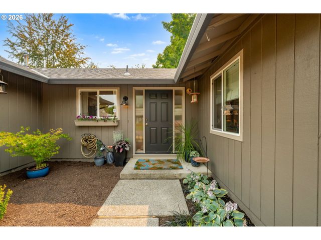 17130 Nw VALSETZ Ct, Beaverton, OR 97006