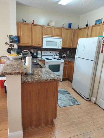 2208 SE 24th Place, Homestead, FL 33035