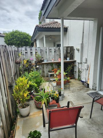 2208 SE 24th Place, Homestead, FL 33035