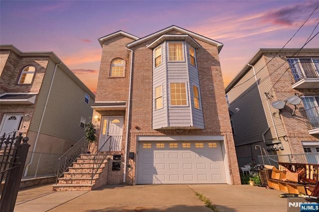 17 Stanton Street, Newark, NJ 07114