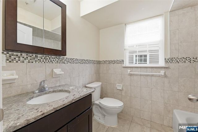 17 Stanton Street, Newark, NJ 07114