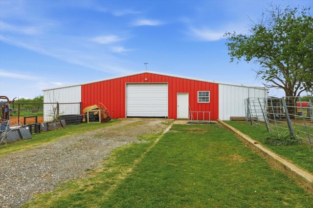 10965 Swafford Road, Justin, TX 76247