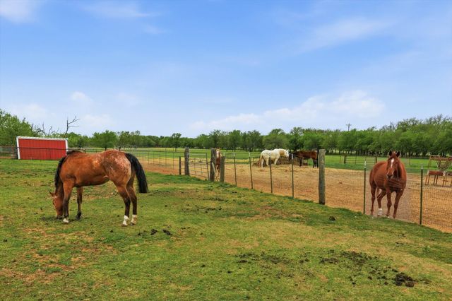 10965 Swafford Road, Justin, TX 76247