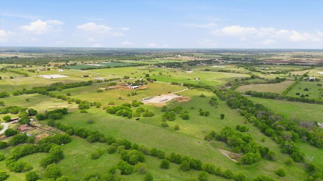 10965 Swafford Road, Justin, TX 76247