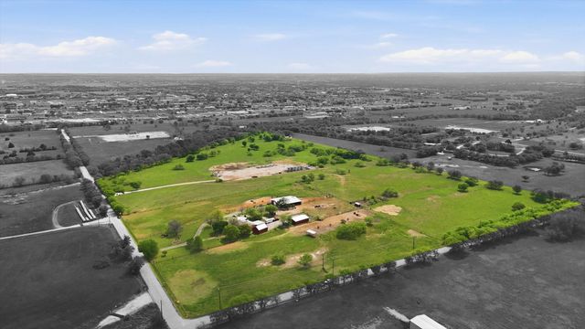 10965 Swafford Road, Justin, TX 76247