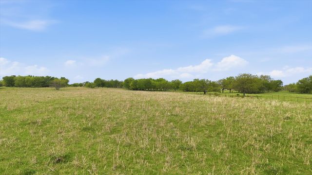 10965 Swafford Road, Justin, TX 76247