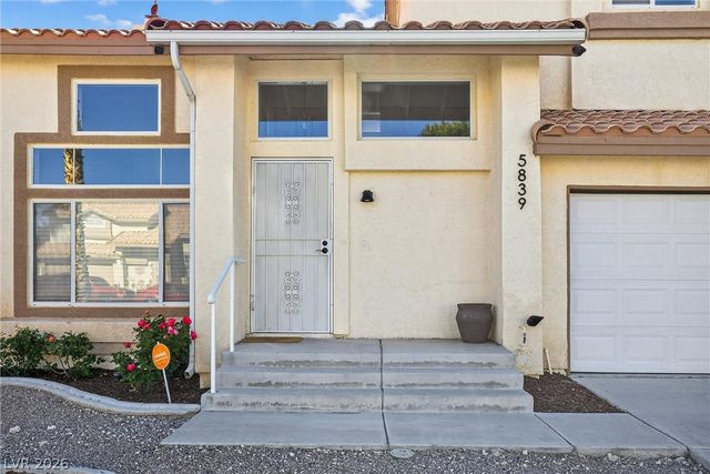 5839 Old Ridge Road, North Las Vegas, NV 89031