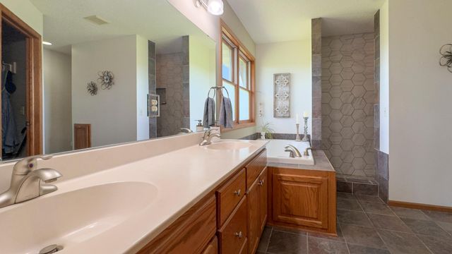 1454 166th Avenue, New Richmond, WI 54017