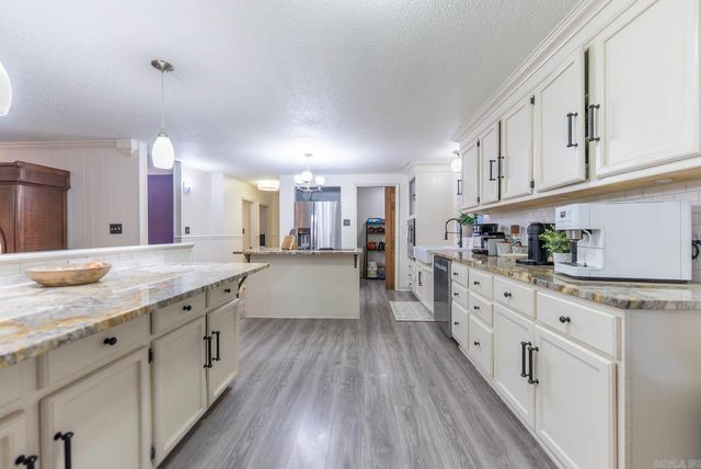2125 Duffer Lane, Batesville, AR 72501