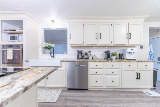 2125 Duffer Lane, Batesville, AR 72501